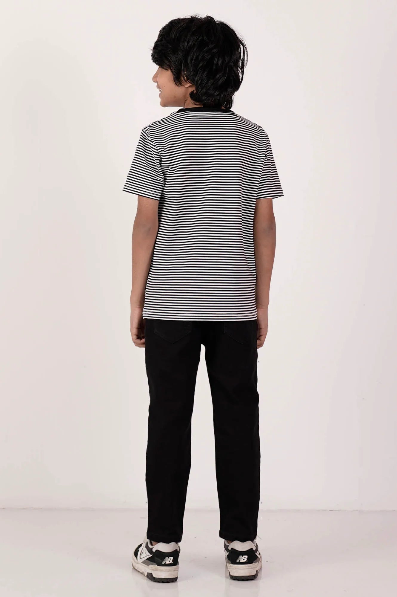Boy's T-shirt (2-7Y) (Black Stripe)