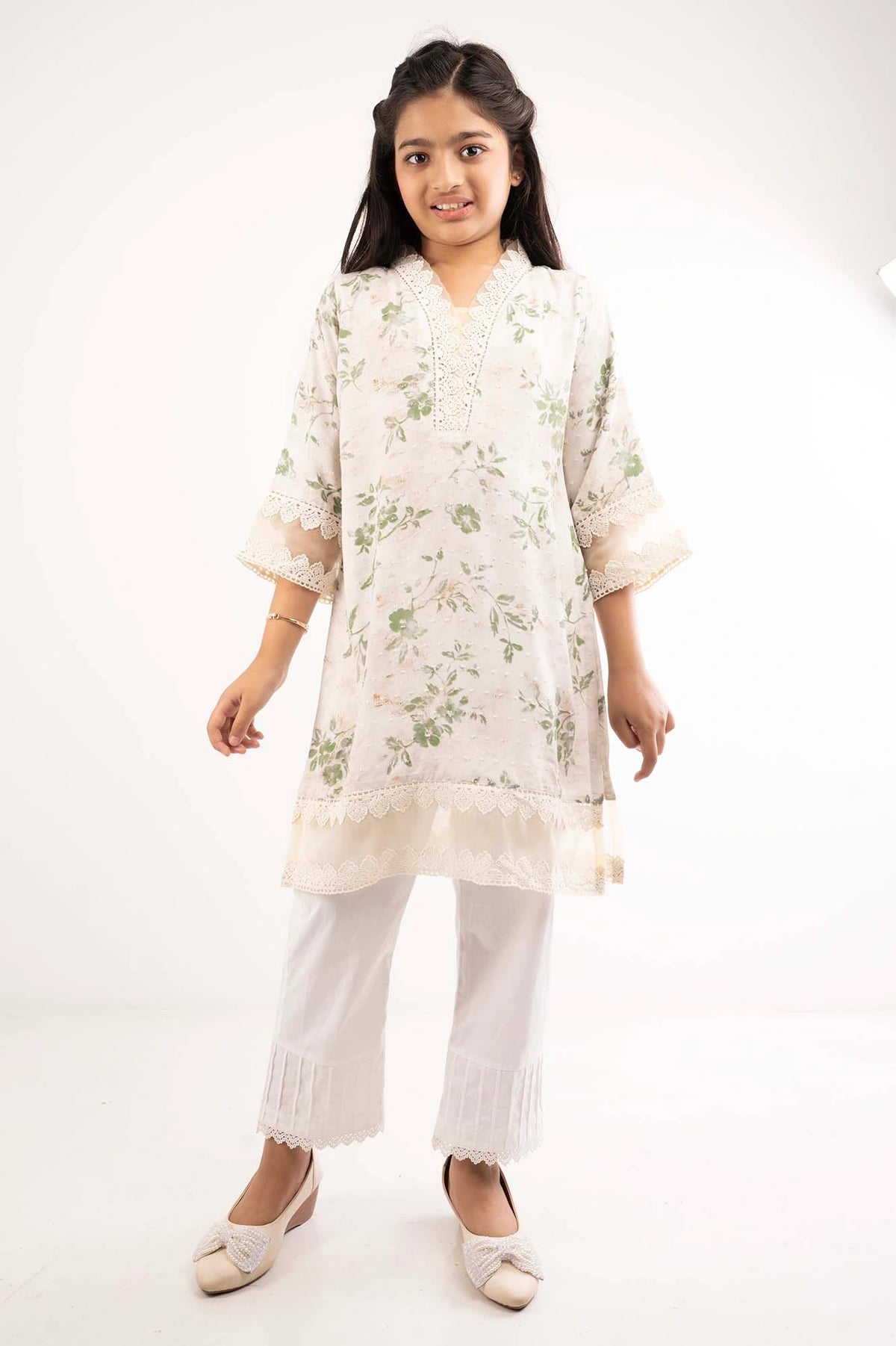 Girl's Ethnic Tops (2-7Y) (Green Printed)