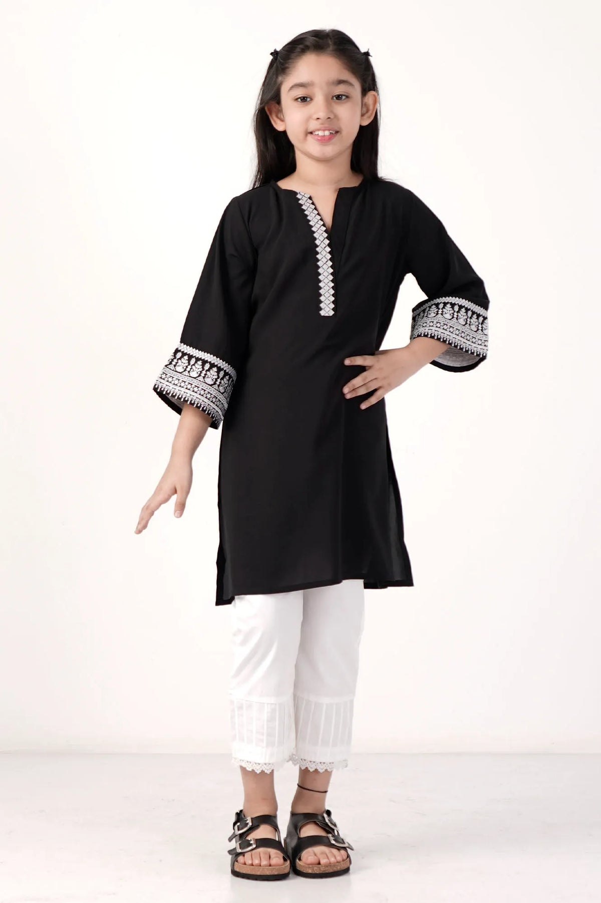 Girl's Ethnic Tops (2-7Y) (Black)