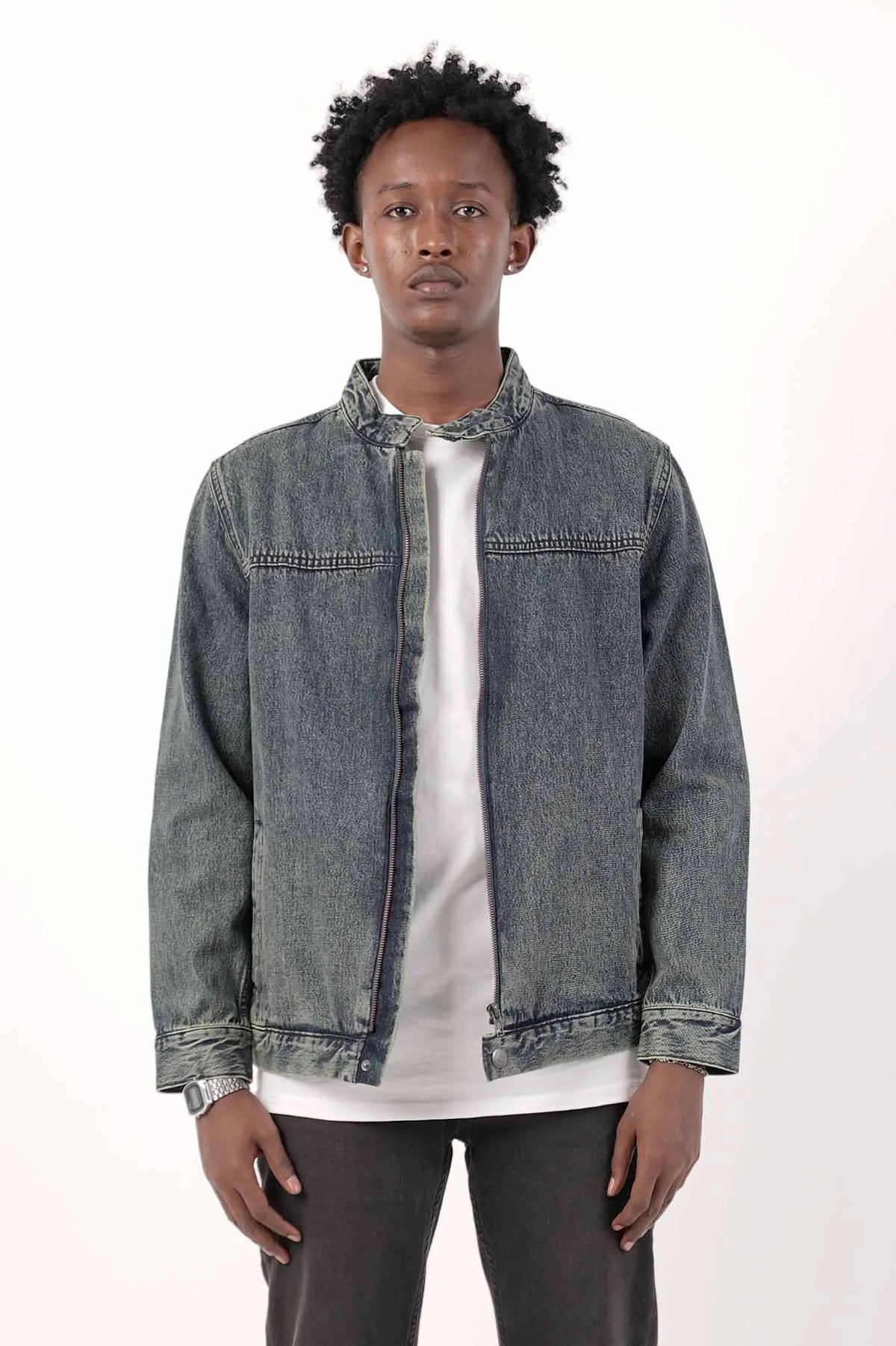 Men's Denim Jacket (Medium Wash)