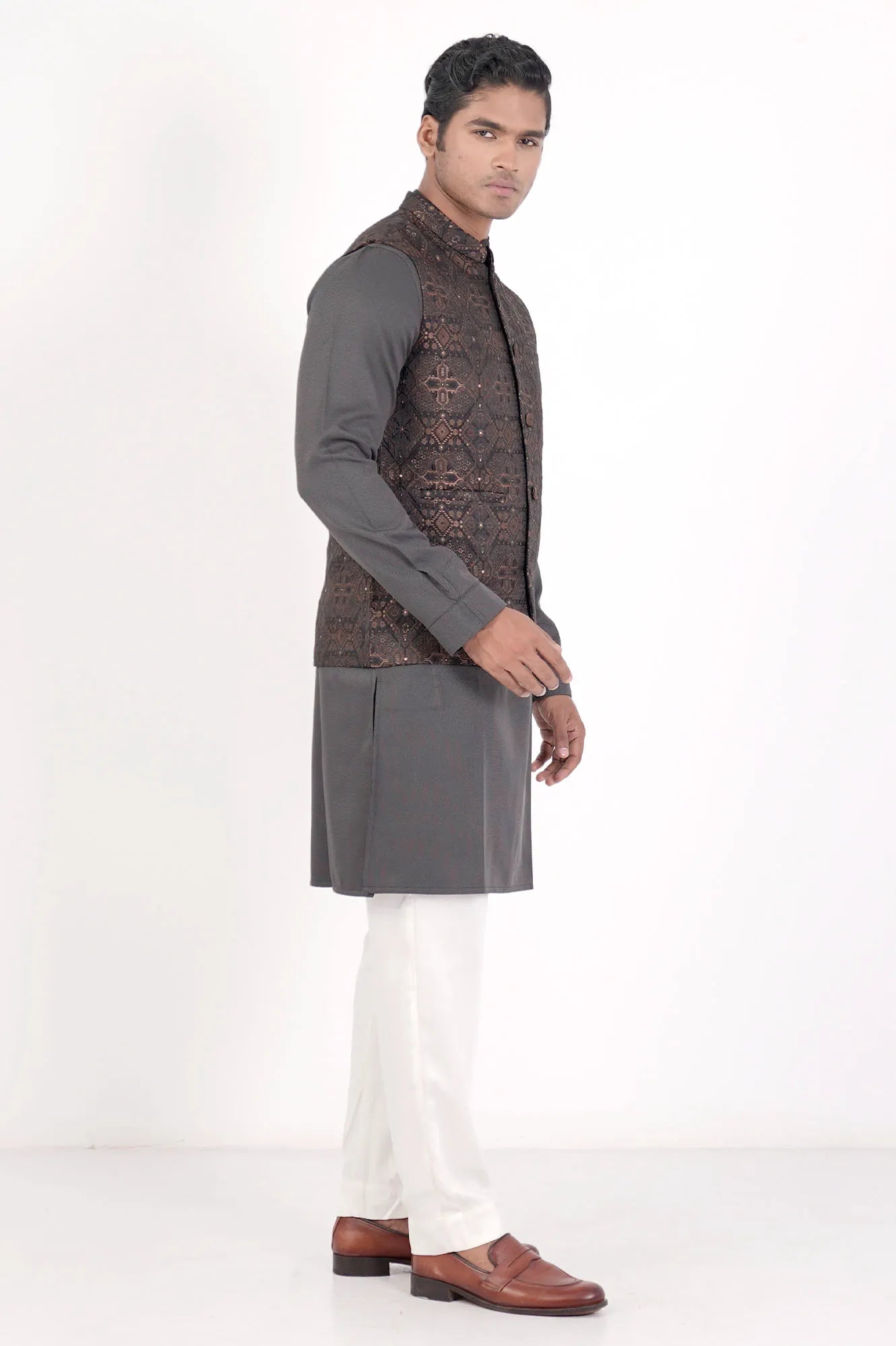 Men Vest (Black-Brown)