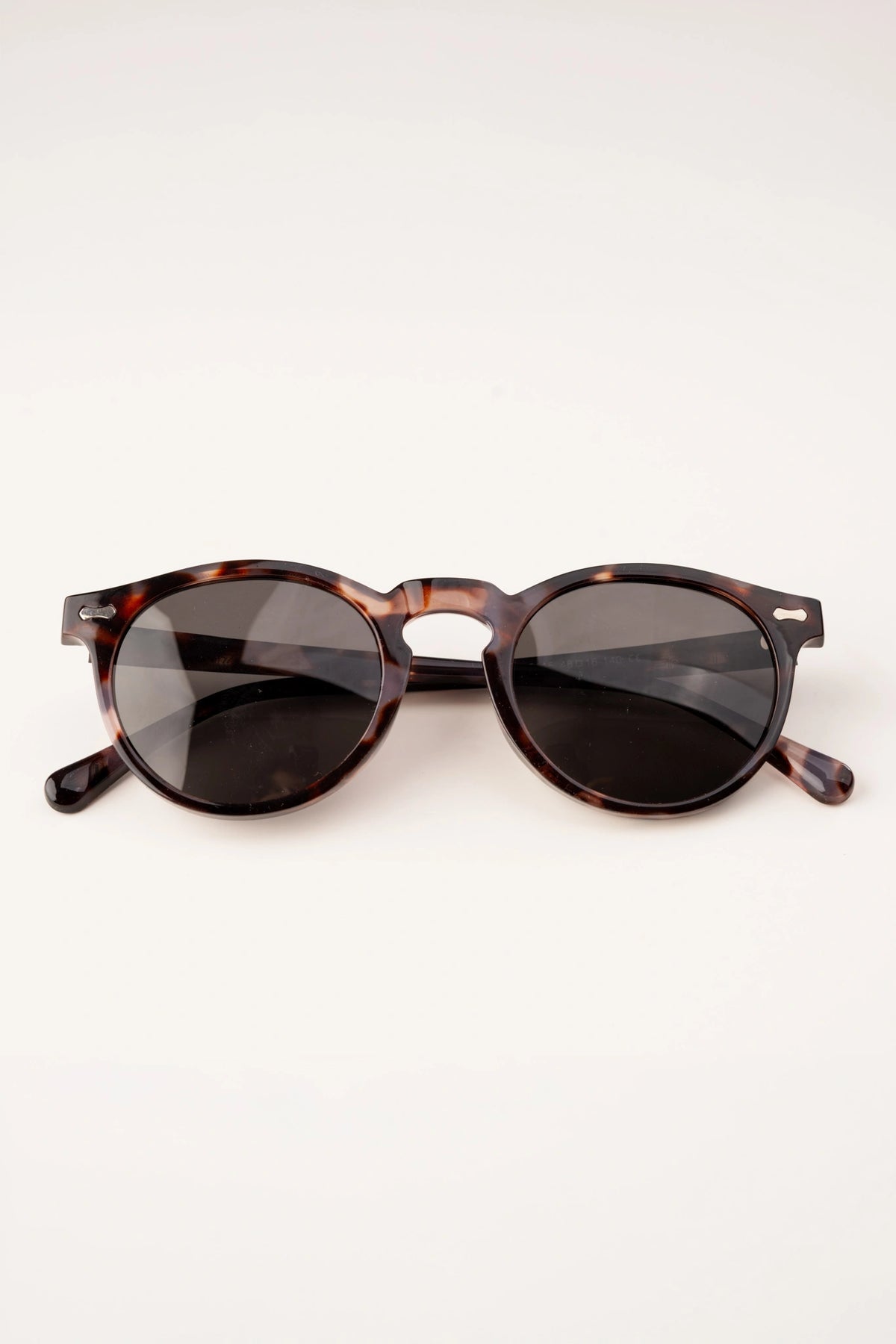 Sunglass (Tea)