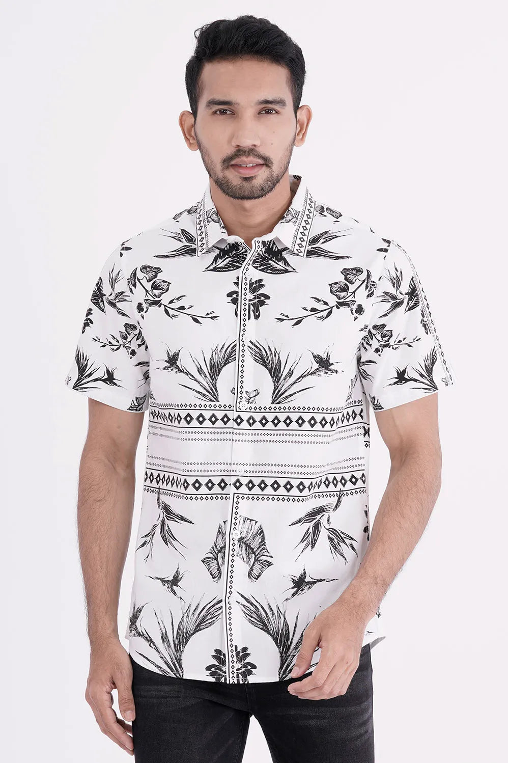Men Short Sleeve Shirt (White Printed)