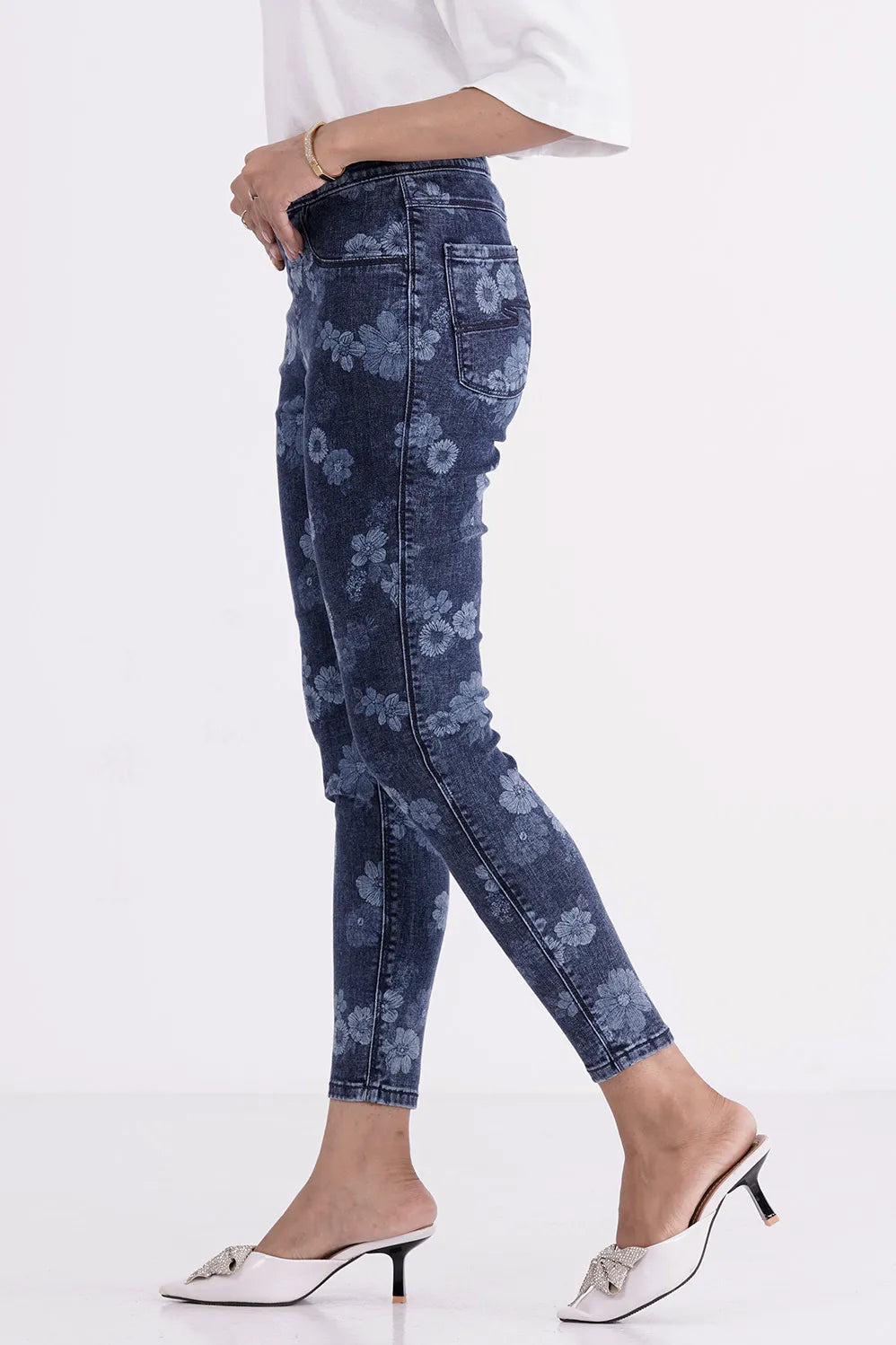 Women's Jeggings (Medium Wash)
