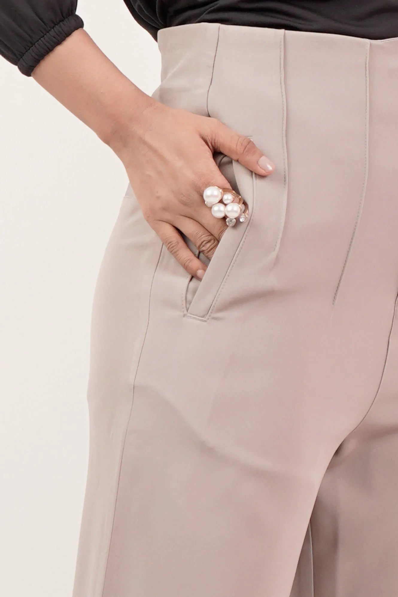 Women's Trouser (Lt. Brown)