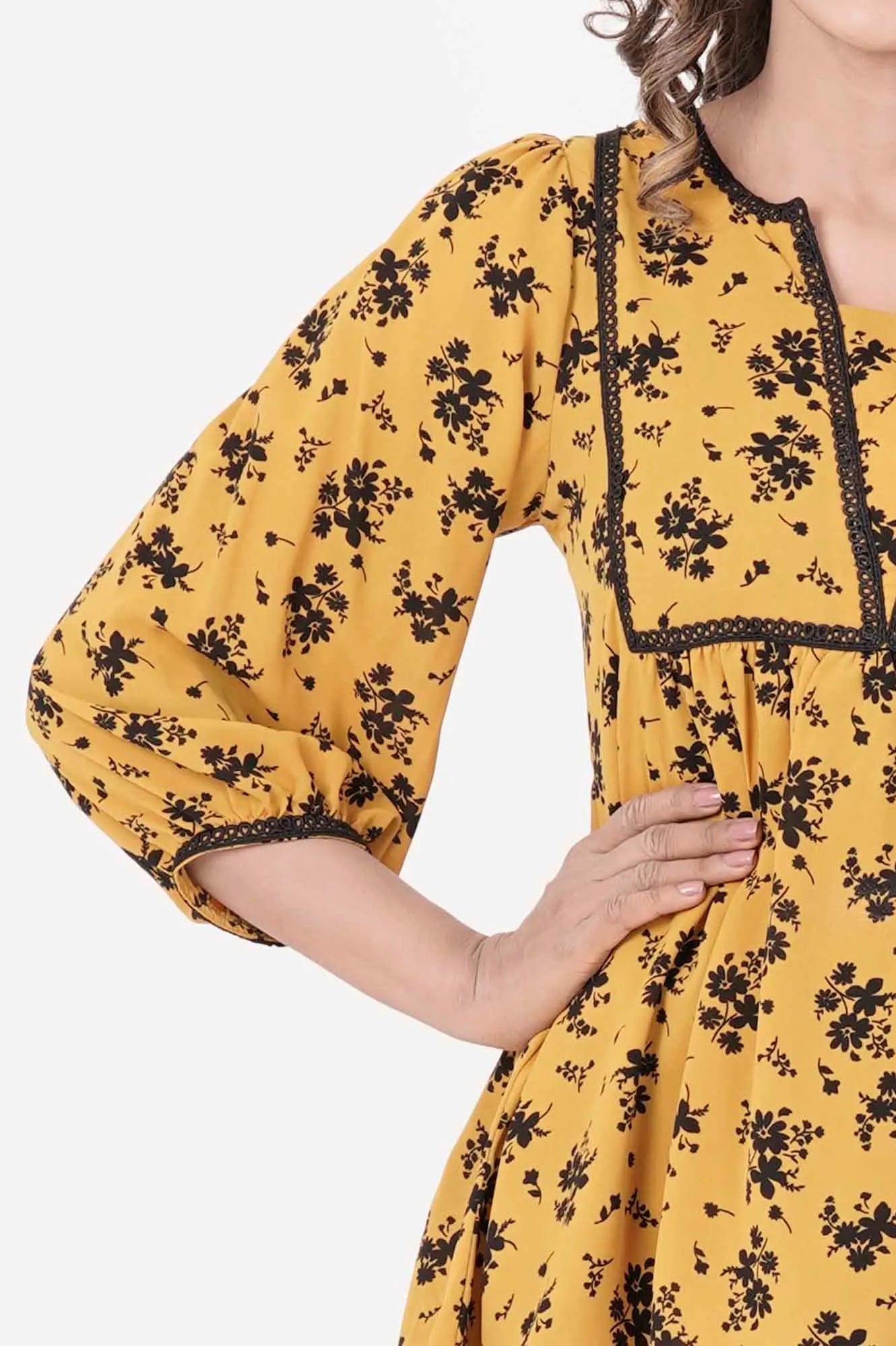 Women's Casual Tops (Yellow Printed)