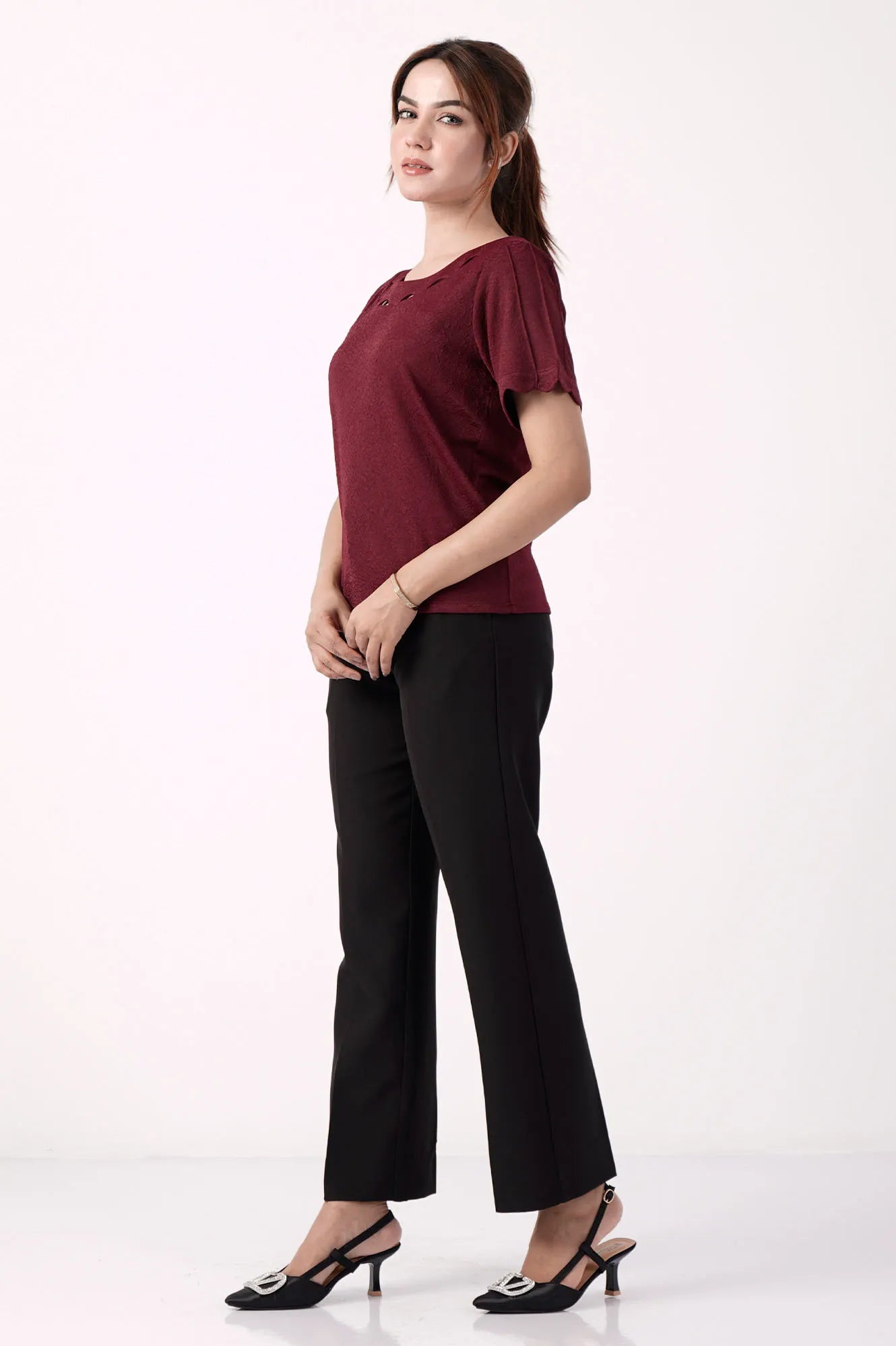 Women's Knitted Tops (Maroon)